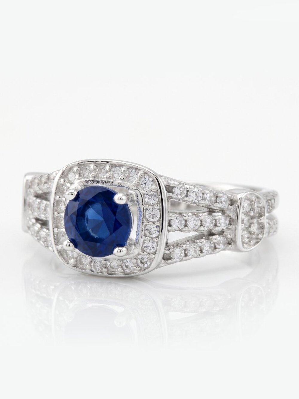 Round Blue Sapphire Ring with pavé halo, 925 Sterling Silver - Charmed Aroma